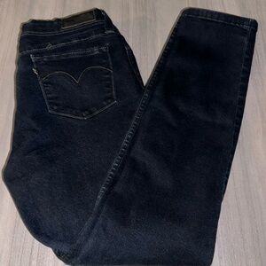 Levi’s dark wash jeans